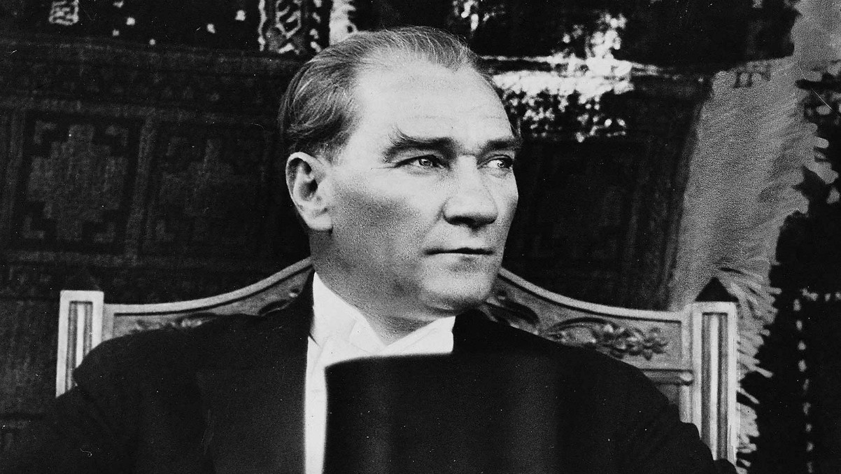 Mustafa Kemal Atatürk’ün Doğum Tarihi