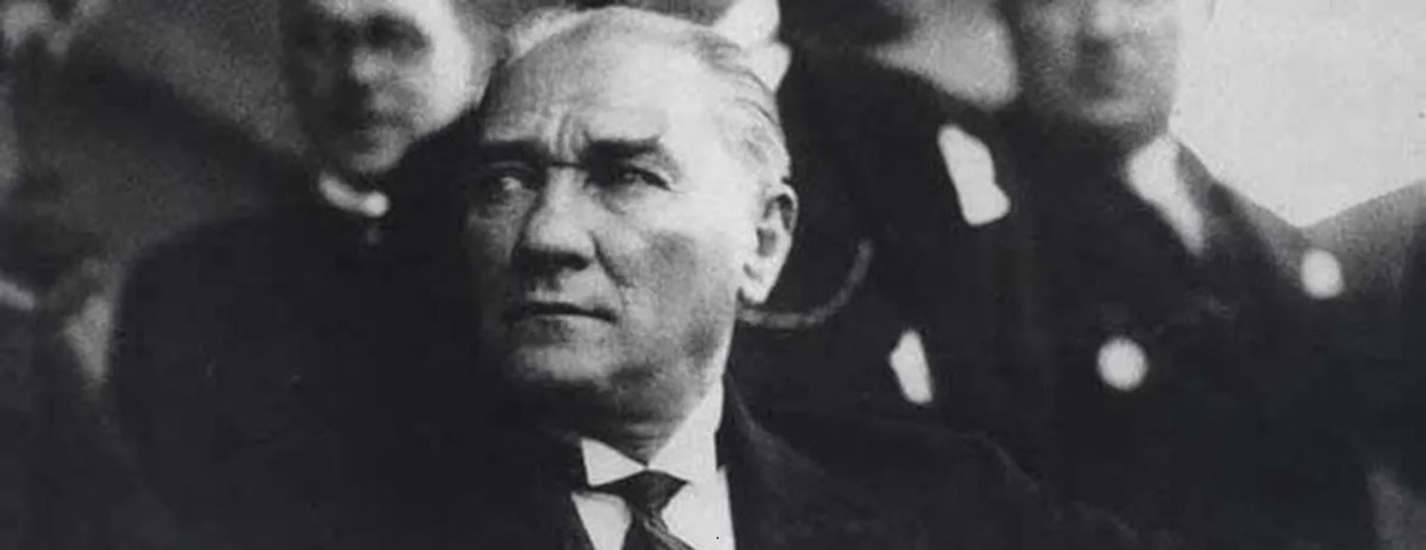 Mustafa Kemal Atatürk, Suudi Kralını Tehdit Etti mi?
